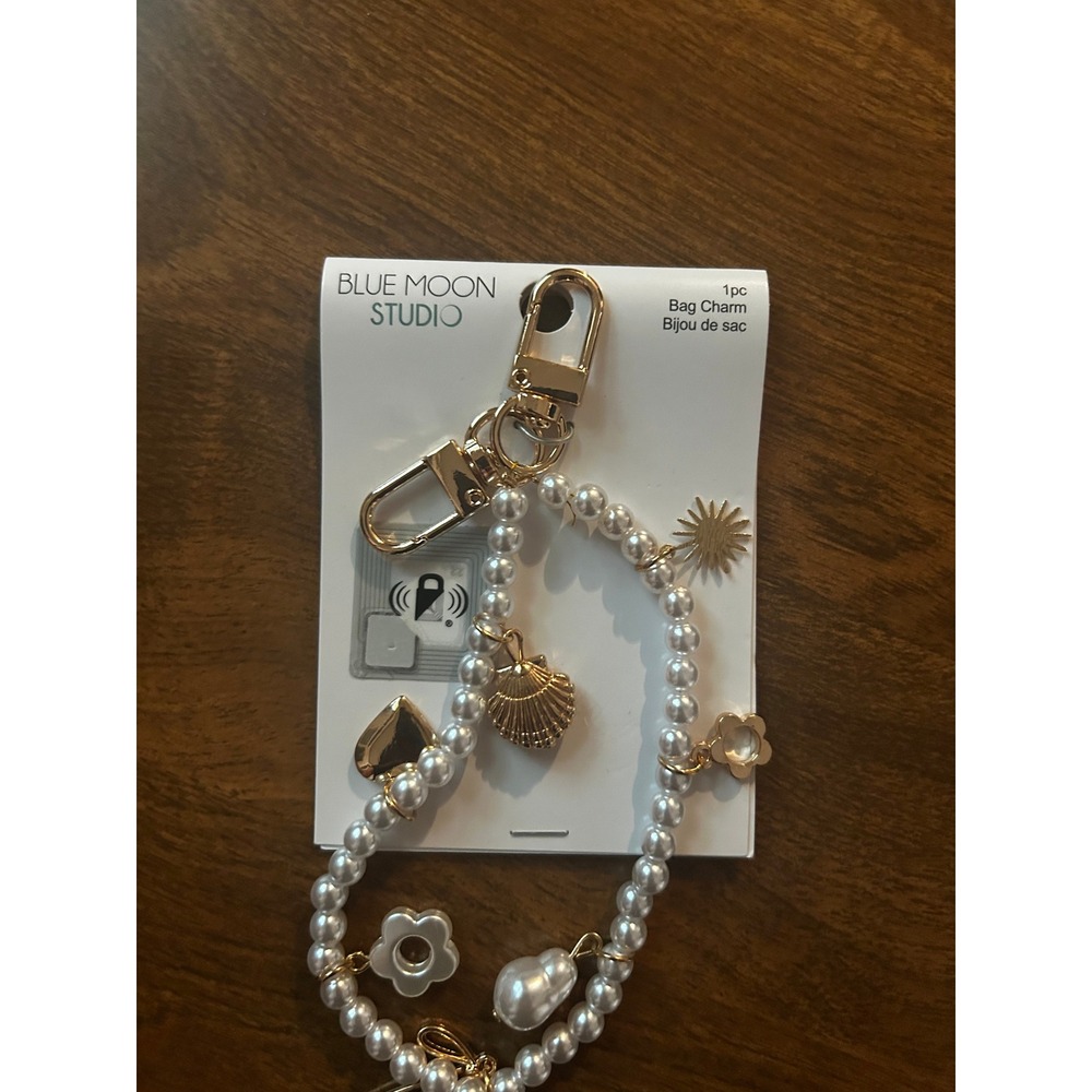 Blue Moon Studio Faux Pearl Bag Charm Gold Tone Shell Heart Floral New